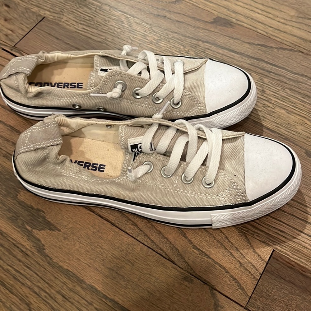 Light tan converse sneakers